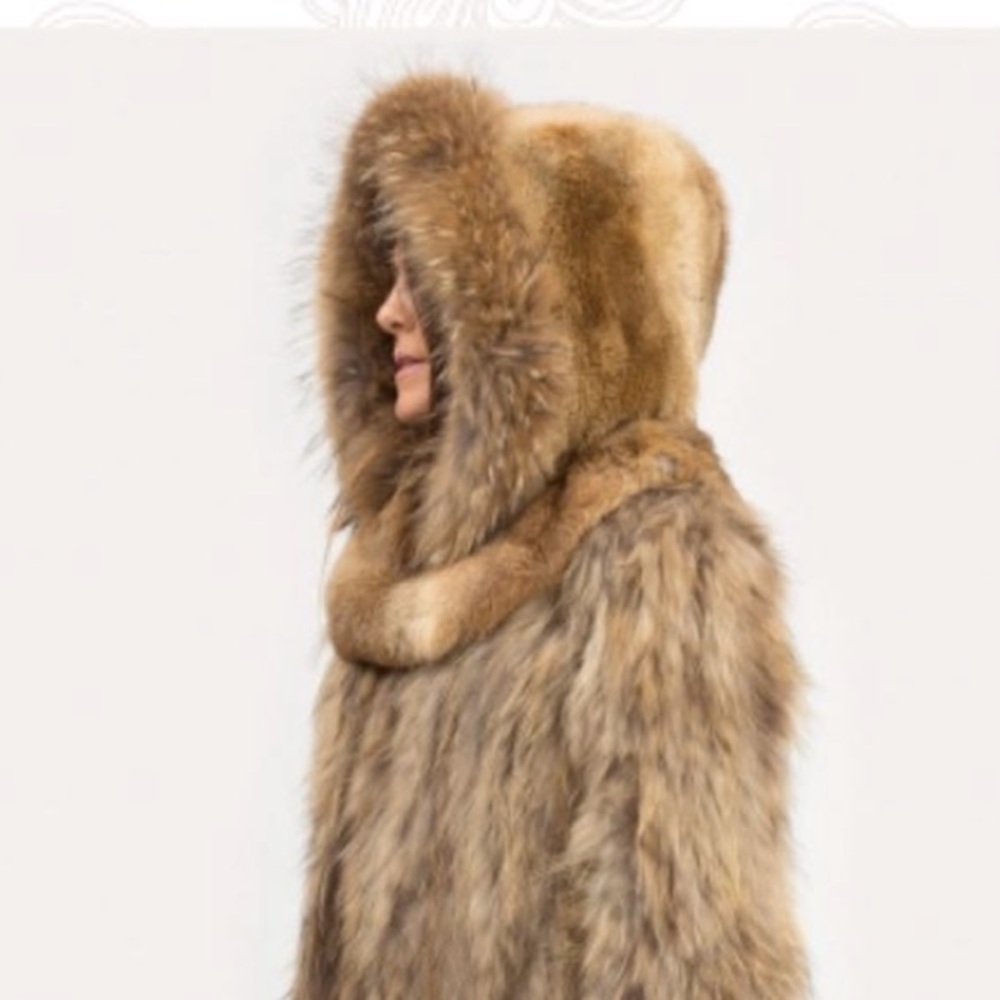 NWT Real Fur Hood Hat
